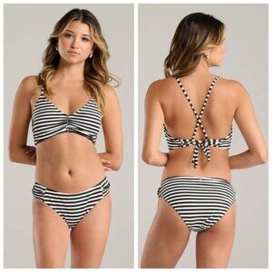 Quintsoul NWOT Striped Mid Rise Bottoms/Crossback Bralette Top Size Small